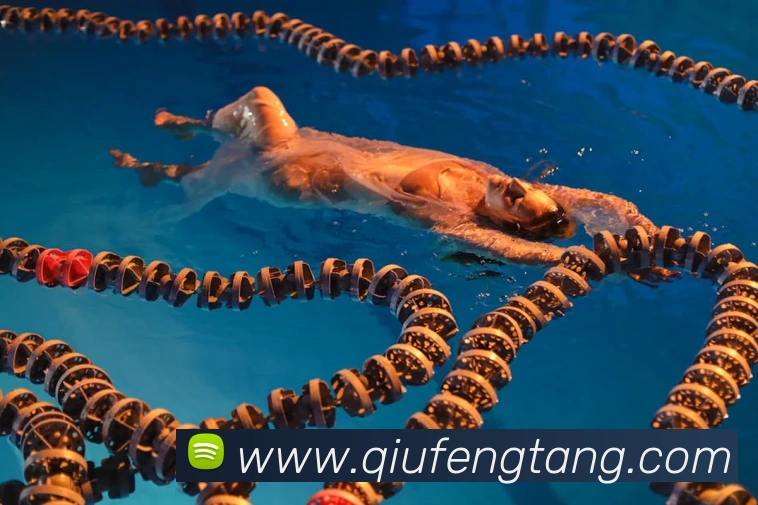 欧冠八强集锦：哈兰德独中三元，多特蒙德进攻战术深度解析